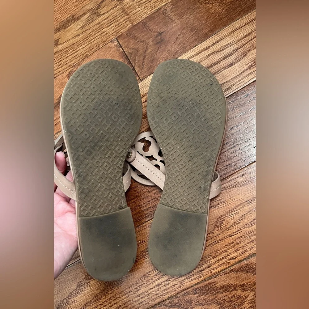 Tory Burch Women's Miller Soft Calf Leather Sandals Sz 7.5 - Picture 6 of 10